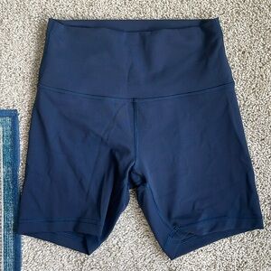 Lululemon wunder train short
